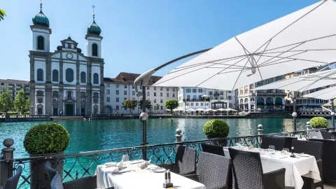 Restaurant Balances in Lucerna