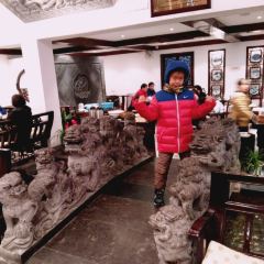 LaoJie DiYiLou User Photo