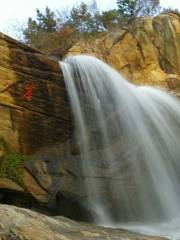 Chuanshan Waterfall