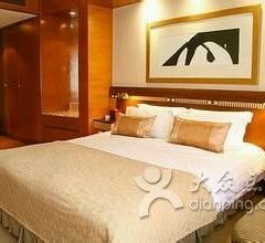 上海外滩东方美仑美奂酒店·MHaus美庐餐厅 User Photo