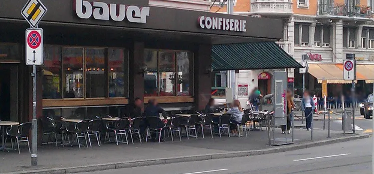 Confiserie Cafe Bauer & Suan Long