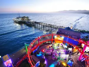 Attrazioni del Giro Notturno a Santa Monica: le opzioni più popolari