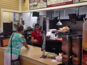 Pollo Tropical