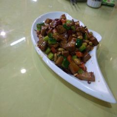 一盏明灯全素斋(五爷庙店) User Photo