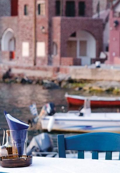 Sunset Ammoudi by Paraskevas