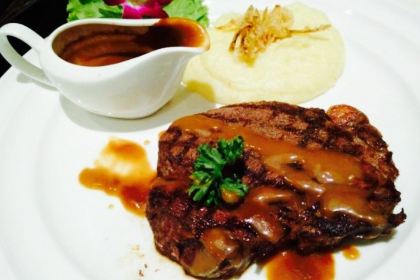 La Bocca Italian Restaurant and Pizzeria