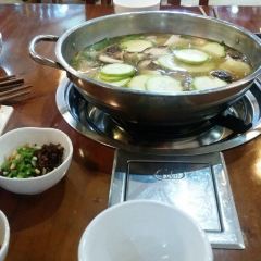 土家风味豆米火锅(百花新城一分店) User Photo