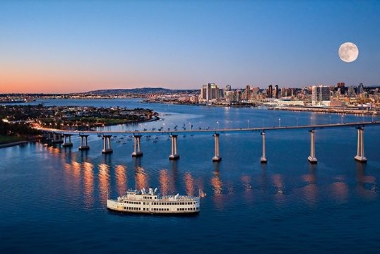 Popular Night Attractions in San Diego