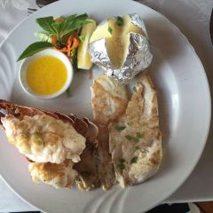 Tiko's Floating Restaurant User Photo