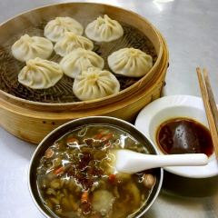 Xi an Jiasan Stuffed With Juicy Pork Baoziguan 여행 사진