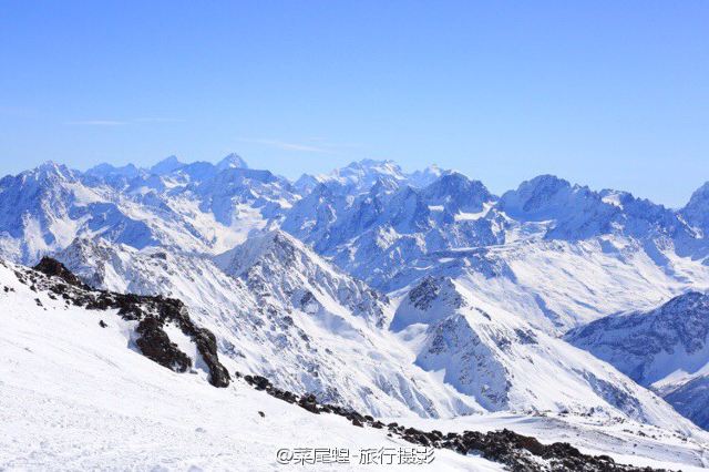 厄爾布魯士峰