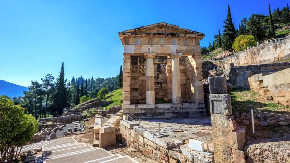 Delphi Sightseeing 1-day Tour from Athens, Greece (Ancient Ruins/Temple/Ancient Theater/Arachova Mountain)