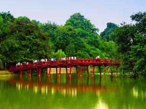Ngoc Son Temple