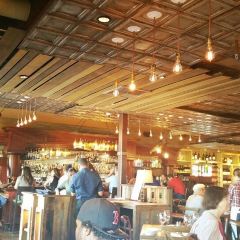 Tin Roof Bistro ảnh của người dùng