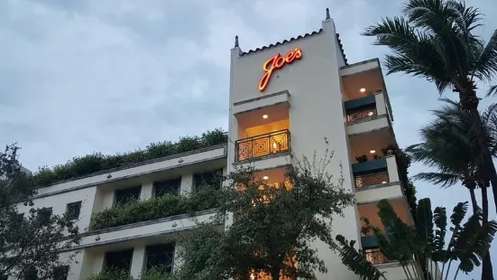 Joe's Stone Crab Restaurant and Take Away