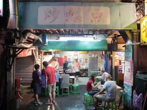 阿江炒鱔魚意麵