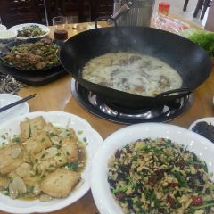 YAN BAI DU GUI YU LOU HUO YU GUAN User Photo