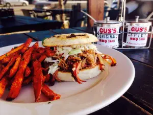 Gus's BBQ - South Pasadena