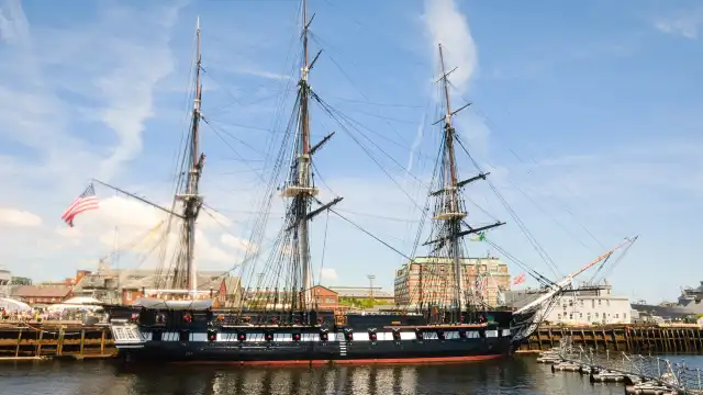 Hotels in der Nähe von USS Constitution