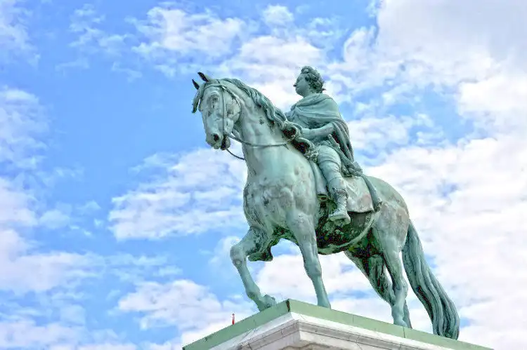 Hotels near Christiansborg Palace