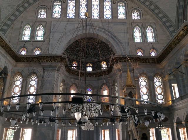 Emir Sultan Cami