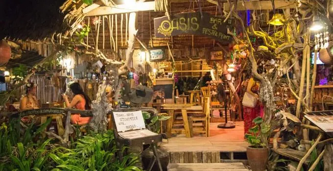 Oasis bar & restaurant Phi Phi Island