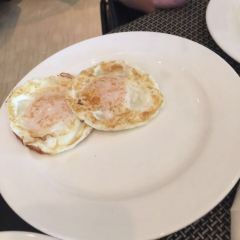 华莱士·全鸡汉堡(虹桥虹港店) User Photo