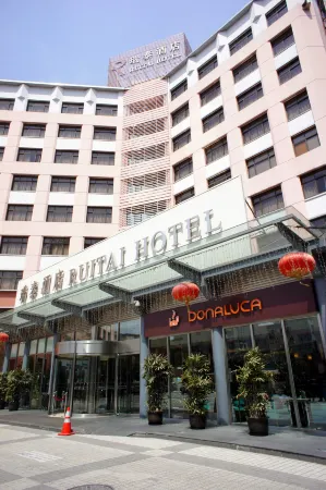 Ruitai Hongqiao Hotel