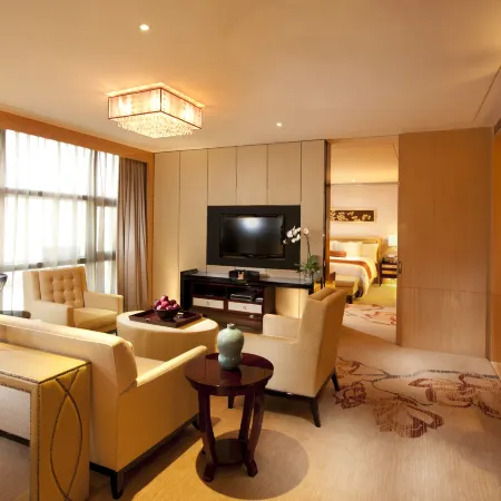 Hilton Guangzhou Baiyun Отели рядом с достопримечательностью «Гора Байюн»