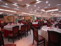 Double Dragon Holiday Hotel(Anqing Railway Station)