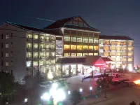 Sanhu Holiday Hotel Hotels near LIANG PIN PU ZI JIA YU XIN TIAN DE DIAN