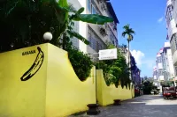 Banana International Youth Hostel - 2-Star