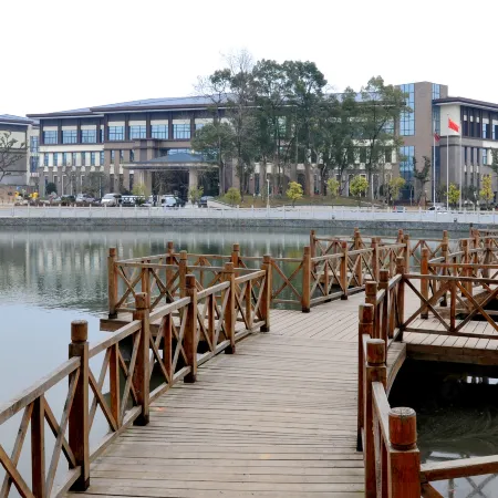 Xinhua Jianguo Hotel ruichang