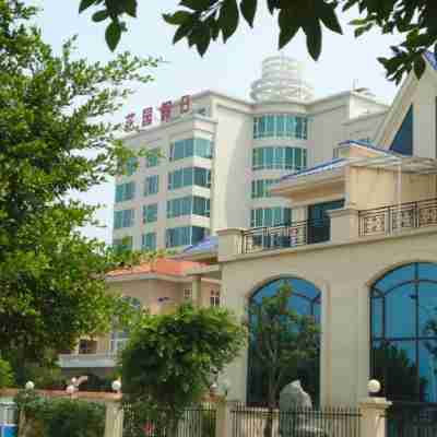 花園假日酒店(連州順盈廣場店) Hotel Exterior