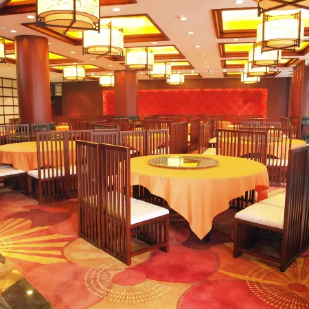 Sanqingshan Jinshawan Holiday Inn (East Jinsha Cableway)