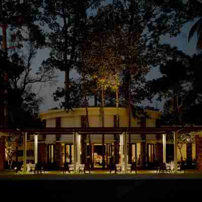 Amansara Hotel Exterior