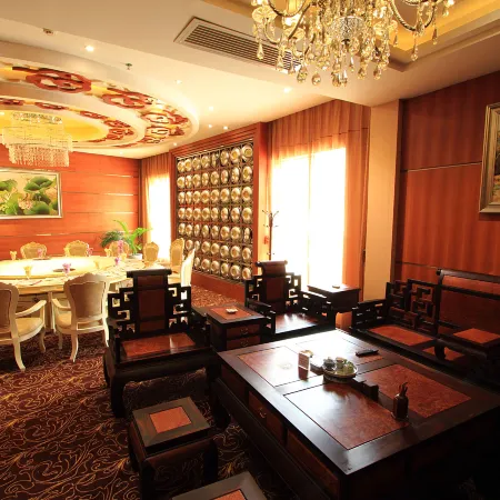 Xixiangfeng International Hotel (Pingxiang Railway Station)