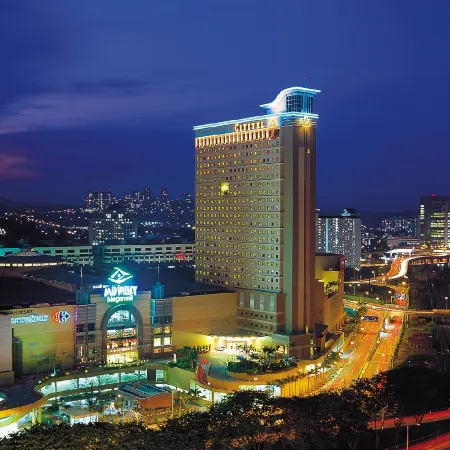 Cititel Mid Valley Отели рядом с достопримечательностью «Пантай Далам»