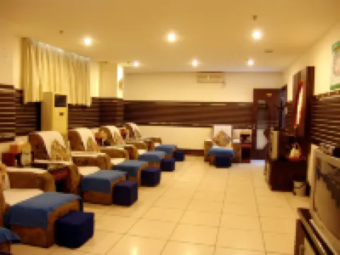 仏山南海康頤ホテル（華翠路地下鉄駅）