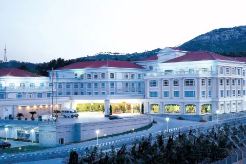 Jinling Shenzhou Hotel