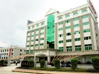 Yi Fa Hotel Hotels near Temple of the Queen of Heaven (Southwest to Sun Cable Manor)