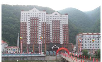 Jilin Sengong Xianrenqiao Hot Spring Hotel