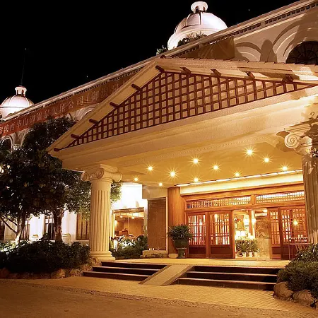Yuwenquan Hot Spring Resort Отели рядом с достопримечательностью «Храм Цзиньтай»