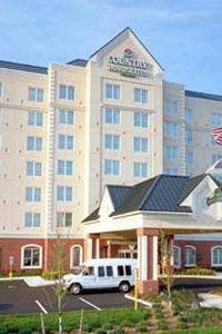 jersey gardens to newark airport