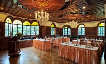 Shanghai  Moller Villa Hotel