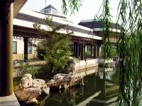 Jinling Resort Hotels in Nanjing