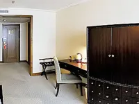 大連昱聖苑國際飯店（羅斯福廣場西安路地鐵站店） 西北路附近的飯店