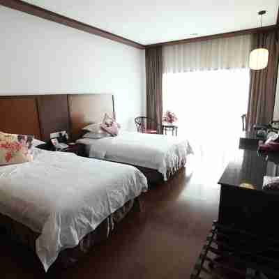 Nanbei Lake Huguang Shanju Holiday Hotel Rooms