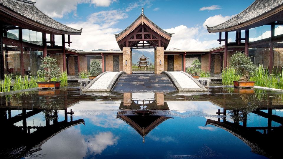 Banyan Tree Lijiang