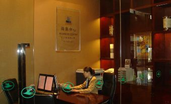 Fengdu Holiday Hotel